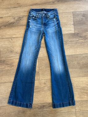 7 For All Mankind Women's Bootcut Jeans in Medium Blue Wash - 24